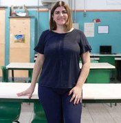 Ensino de robótica leva professora à final de prêmio internacional