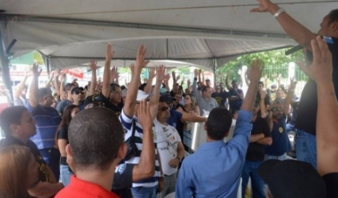 Policiais civis decidirão sobre indicativo de greve nesta sexta