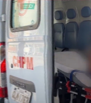 Idosa em estado de abandono é resgatada pela polícia em Guaxuma