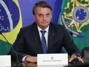 Lei que concede Título de Cidadão Honorário à Bolsonaro é promulgada pela ALE