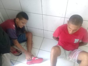 Dupla é presa com crack e maconha no Eustáquio Gomes