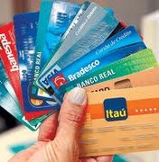 Uso dos cartões de crédito e débito cresceu 19,4% em 2011, diz BC