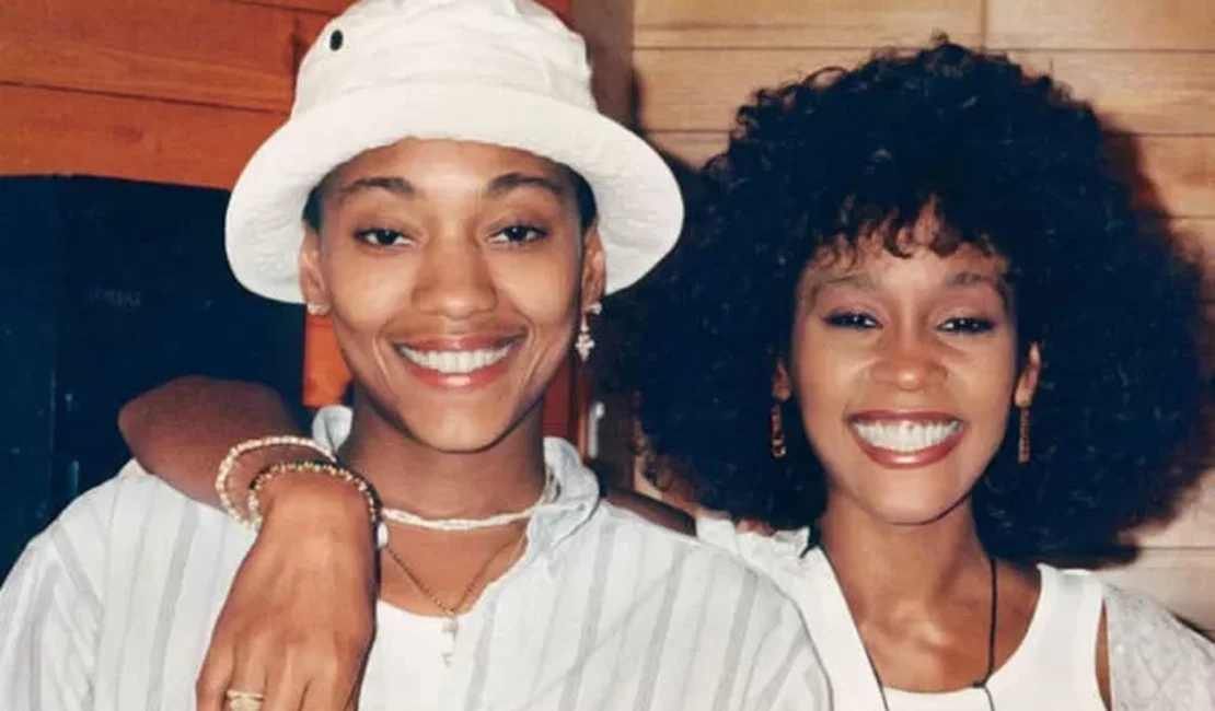 Família tentou proibir namoro lésbico de Whitney Houston em filme