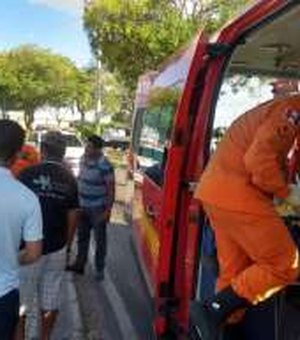 Colisão entre ônibus e carro deixa duas pessoas feridas,em Maceió