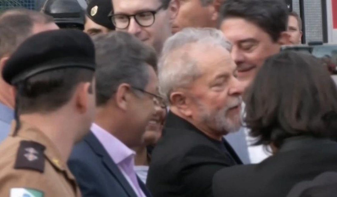 Em 1º discurso livre, Lula agradece militantes e ataca PF e MPF