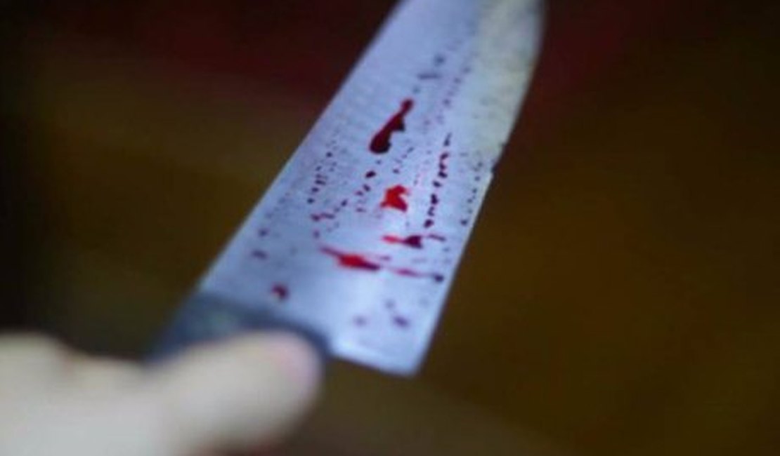 Homem sangra até morrer após ter pênis cortado