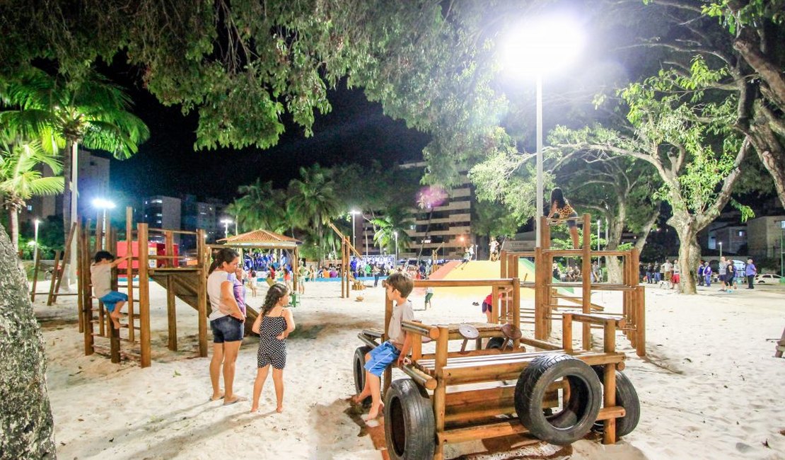 Prefeito Rui Palmeira entrega Praça do Skate revitalizada