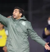 Abel Ferreira volta a fazer críticas à arbitragem após empate do Palmeiras: 'Me sinto perseguido'