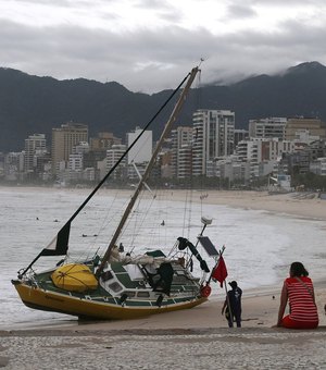 Temporal no Rio de Janeiro deixa seis mortos e provoca alagamentos