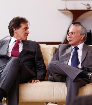 Presidente do Senado diz que reforma da Previdência fará o Brasil crescer