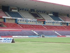 Com metas diferentes, CRB e CSE se enfrentam no estádio Rei Pelé