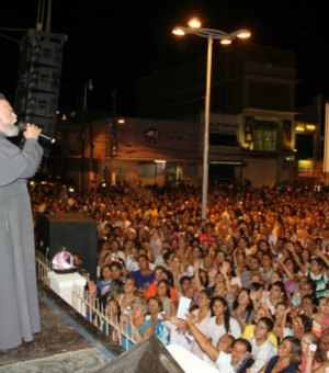 Festa da Padroeira: padre Antônio Maria volta a Arapiraca nesta terça