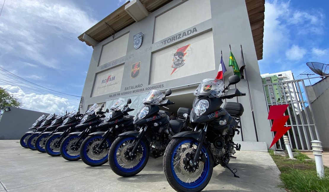 PM recebe novas motos de alta cilindrada durante evento em Maceió
