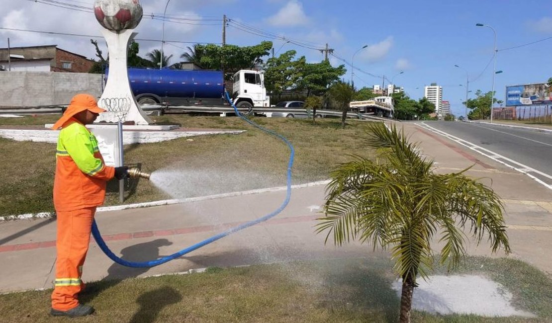 Canteiros públicos de Maceió ganham irrigação sustentável com chorume tratado