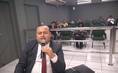 Vereadores voltam a criticar administração de Rogério Teófilo durante sessão na Câmara 