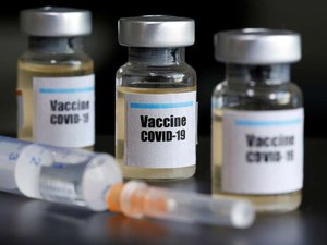 Covid-19: Estudo com vacina de Oxford é suspenso por reação adversa