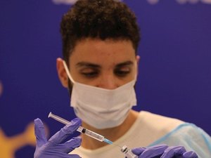 Israel tem recorde de pacientes graves com covid-19