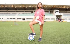 Miriely Victoria, de 11 anos, tem amor pelo futebol