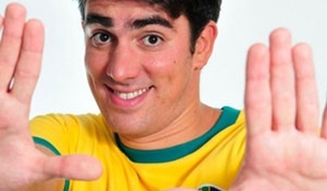 Marcelo Adnet pode ganhar programa nas madrugadas da Globo, diz colunista