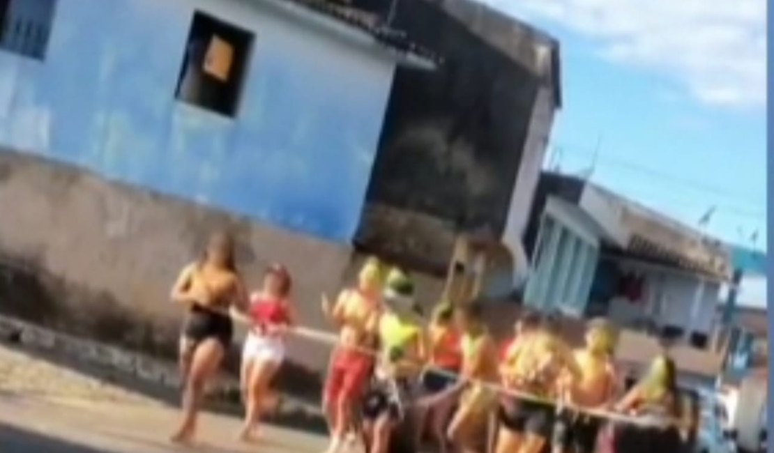 Vídeos mostram bloco clandestino e aglomerações em Porto Calvo