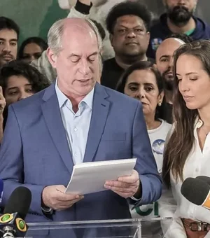 Em manifesto, Ciro mantém candidatura e critica pedido por voto útil