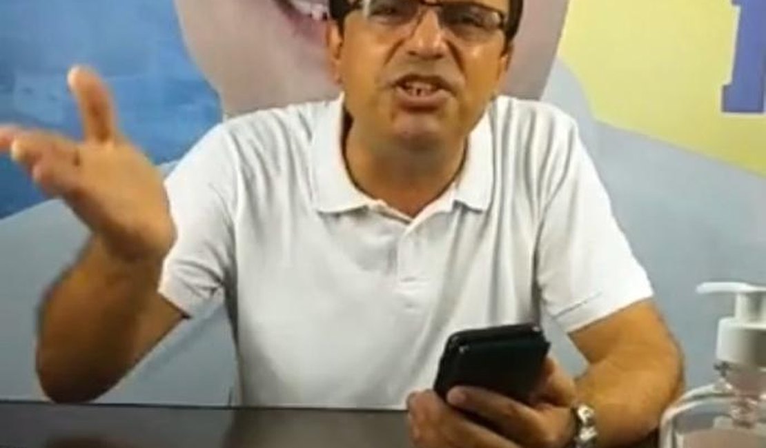 Comunicador é xingado em live de pré-candidato a prefeito de Santana do Ipanema 