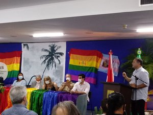 Com a presença de Renan Filho, Conselho LGBTQIA+ alagoano toma posse