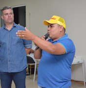 Em Coruripe, Maykon Beltrão inicia campanha ouvindo sociedade civil e organizada
