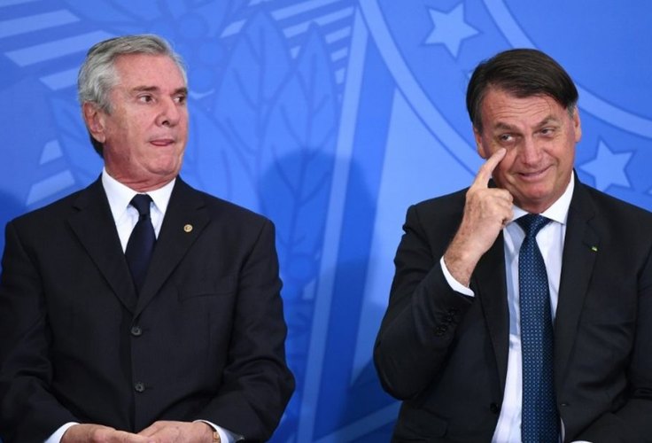 Bolsonaro se mantém longe das eleições de Alagoas, e Collor ainda não tem apoio declarado do presidente