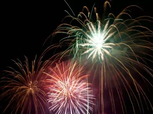 Governador sanciona Lei que proíbe a queima e comercialização de fogos de artifício com efeitos sonoros