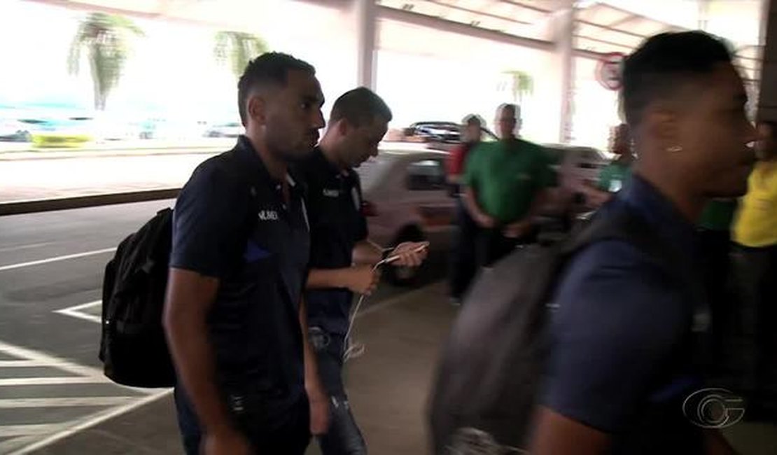 CSA embarca para São Luis, onde enfrenta o Sampaio Corrêa na Série C