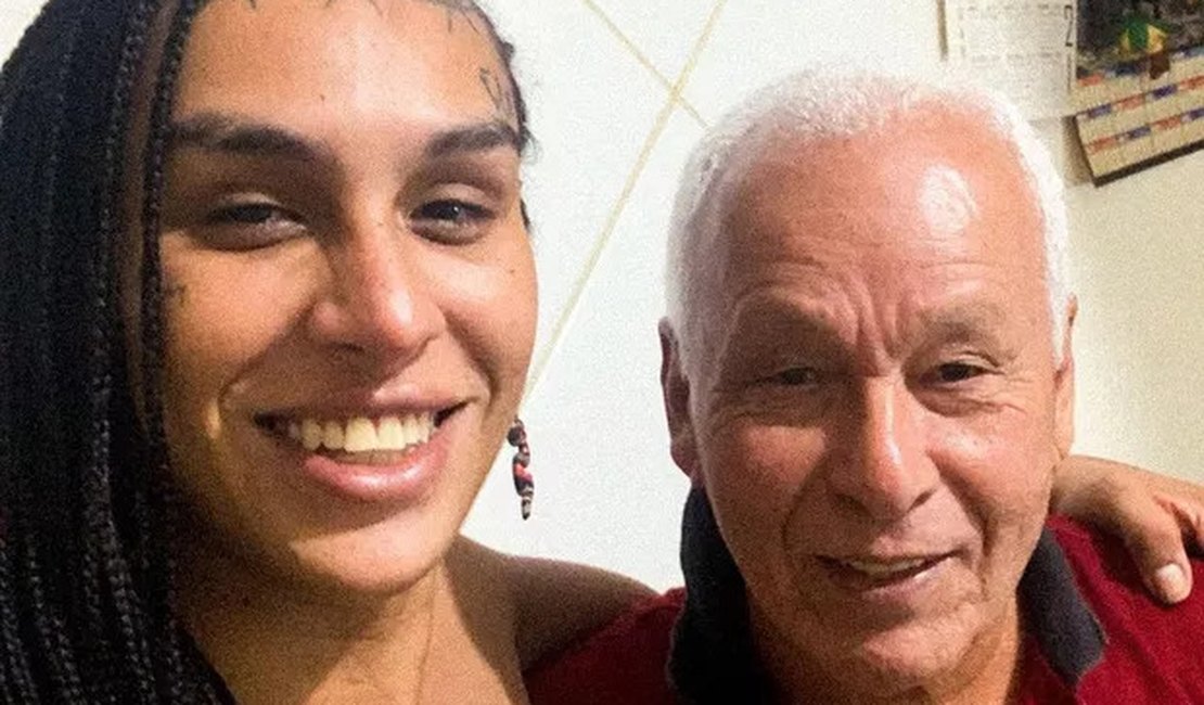 Linn da Quebrada desabafa sobre morte do pai: 'Vou precisar de um tempo pra compreender'