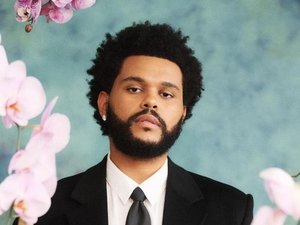 The Weeknd interrompe seu show neste sábado (03) e afirma que perdeu a voz
