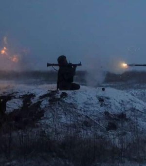 EUA dizem que Rússia reuniu mais tropas perto da Ucrânia e pode invadir a qualquer momento