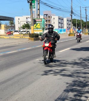 Metade dos mototaxistas esperados estão cadastrados para regulamentação em Maceió