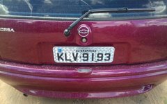 Carro furtado em Arapiraca é encontrado depenado em Limoeiro