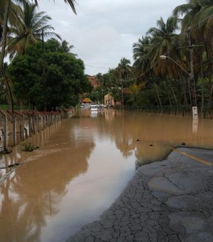 Chuvas em Maceió: SMTT orienta vias alternativas à Avenida Pierre Chalita