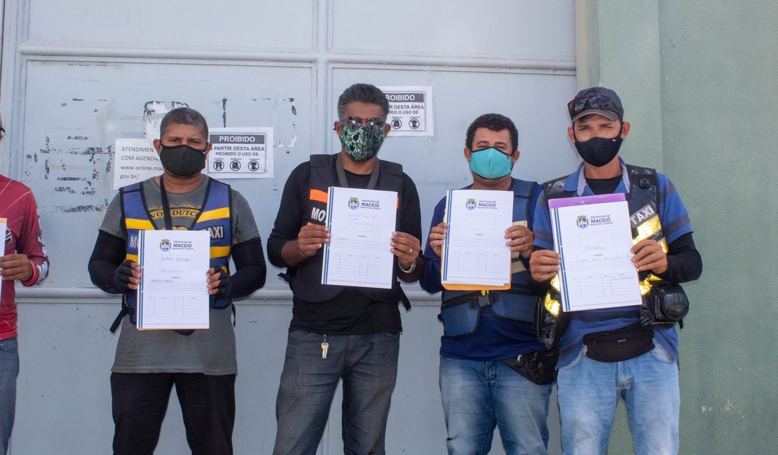 SMTT inicia mutirão e intensifica cadastro de mototaxistas em Maceió