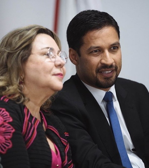 Tereza Nelma e Rodrigo Cunha querem concluir as creches inacabadas em Alagoas