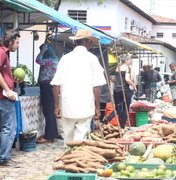 Feira Camponesa ocupa SEADES com alimentos saudáveis e atrações culturais