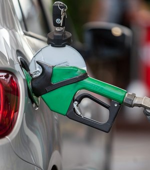 Gasolina sofre aumento em postos de Maceió, aponta pesquisa
