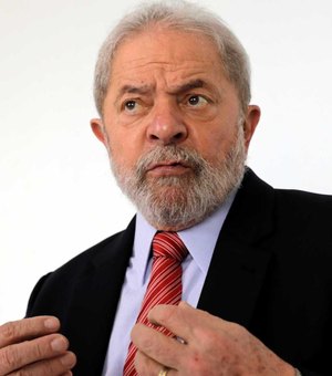 'Estou pronto para ser preso', diz ex-presidente Lula em livro