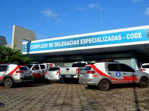 Condutores embriagados são presos após causarem acidentes em Maceió