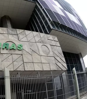 Petrobras reduz preço de venda de gasolina para as distribuidoras