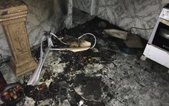 Incêndio destrói residência em Marechal