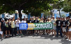 Apoiadores de Jair Bolsonaro fazem carreata na Av. Fernandes Lima