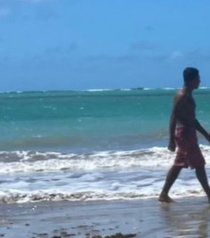 Na praia de Ipioca, homem é assaltado e sofre ferimentos de faca nas mãos e no rosto