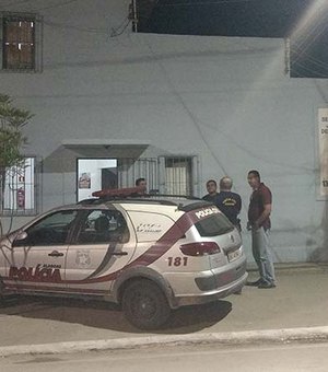 Suspeitos de tráfico são presos em Paripueira