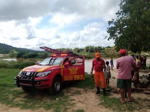 Corpo de pescador é encontrado sem vida às margens do Rio Mundaú, em Branquinha