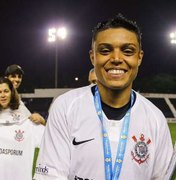Ex-jogador do Corinthians deixa futebol feminino, se assume trans e sonha em quebrar barreira